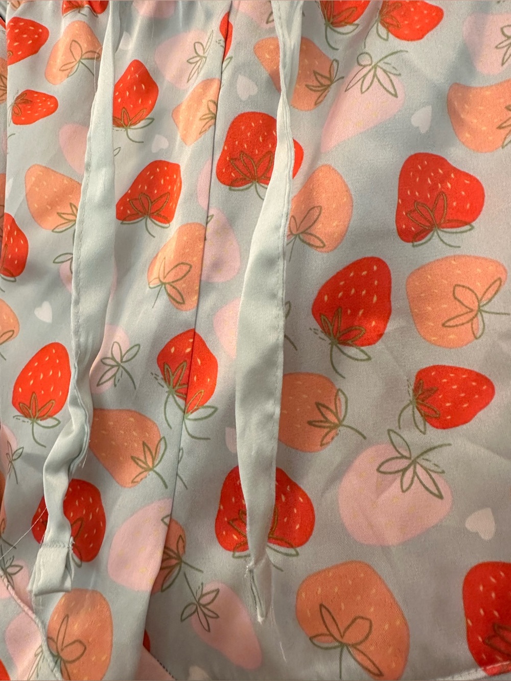 Serra Medium Silky Pajama Set –Strawberry pastels - Picture 13 of 13